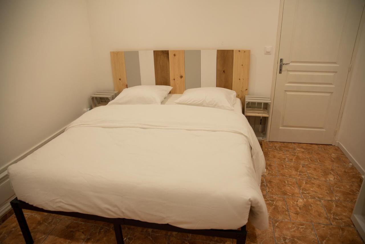 Apartament Dg Location Saint-Quentin  Zewnętrze zdjęcie