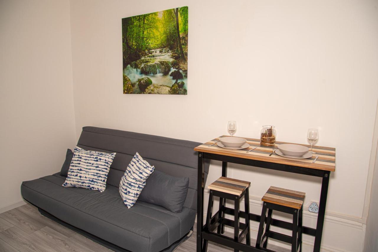 Apartament Dg Location Saint-Quentin  Zewnętrze zdjęcie