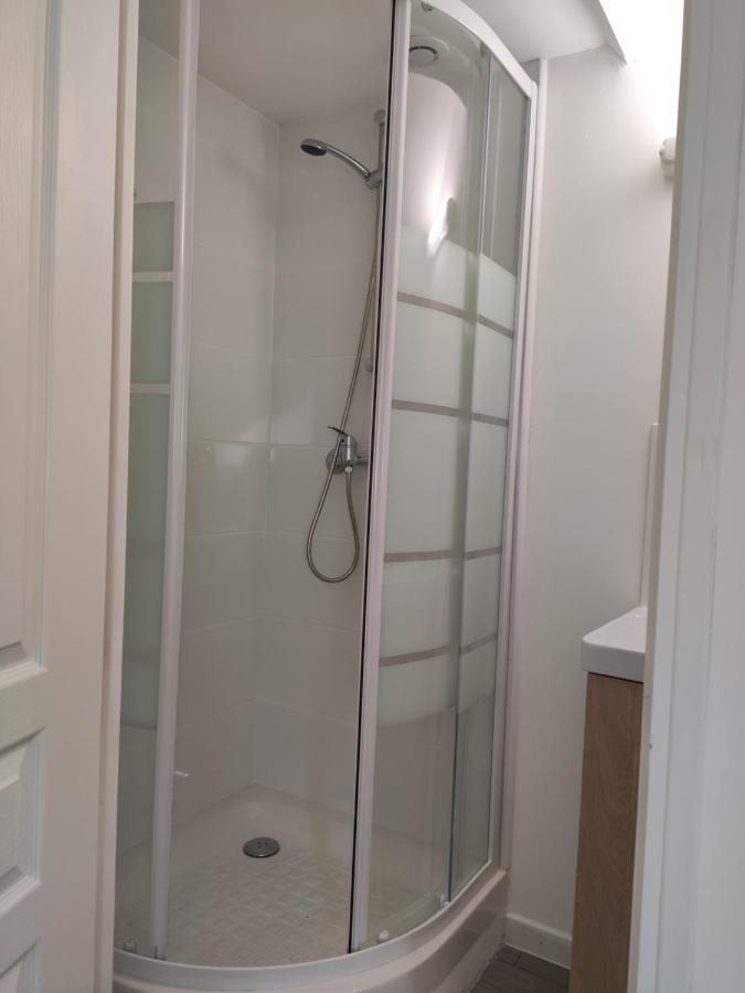 Apartament Dg Location Saint-Quentin  Zewnętrze zdjęcie