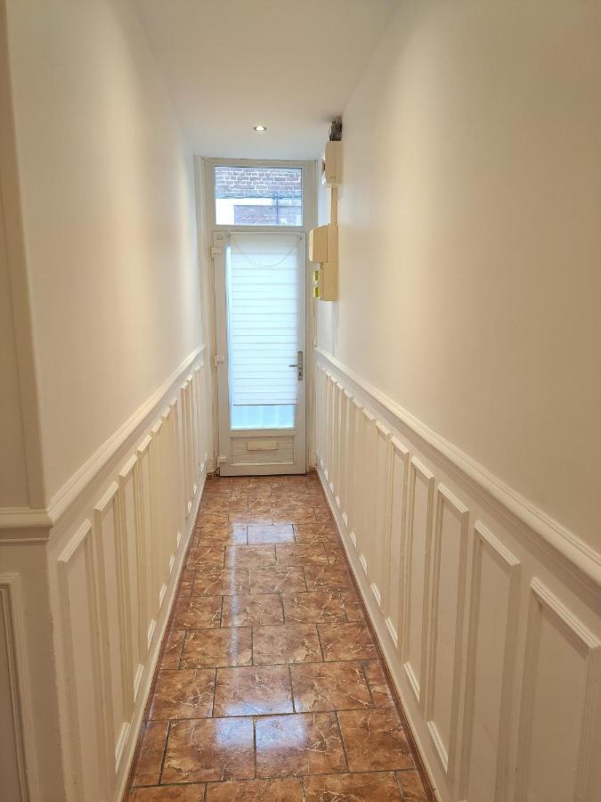 Apartament Dg Location Saint-Quentin  Zewnętrze zdjęcie