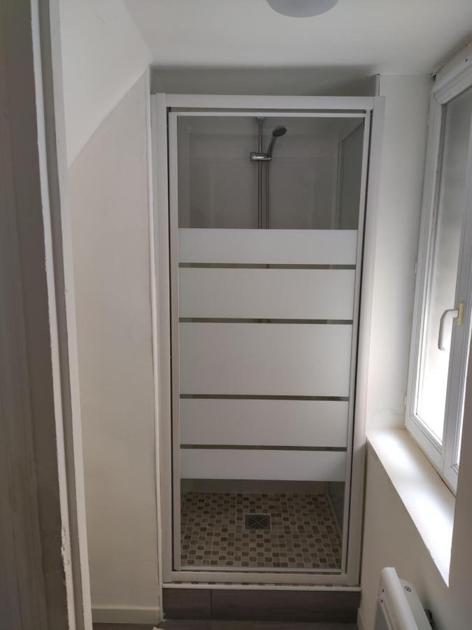 Apartament Dg Location Saint-Quentin  Zewnętrze zdjęcie